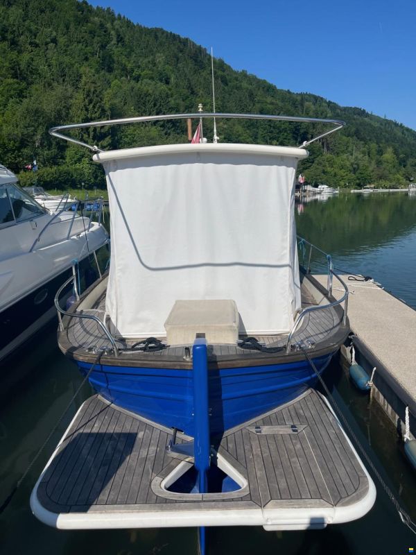 Majoni 40