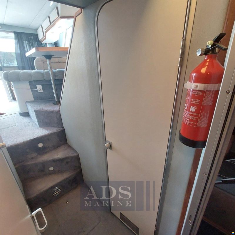 Sea Ray 340 Fly