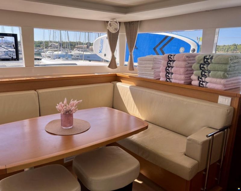 Lagoon 450 F