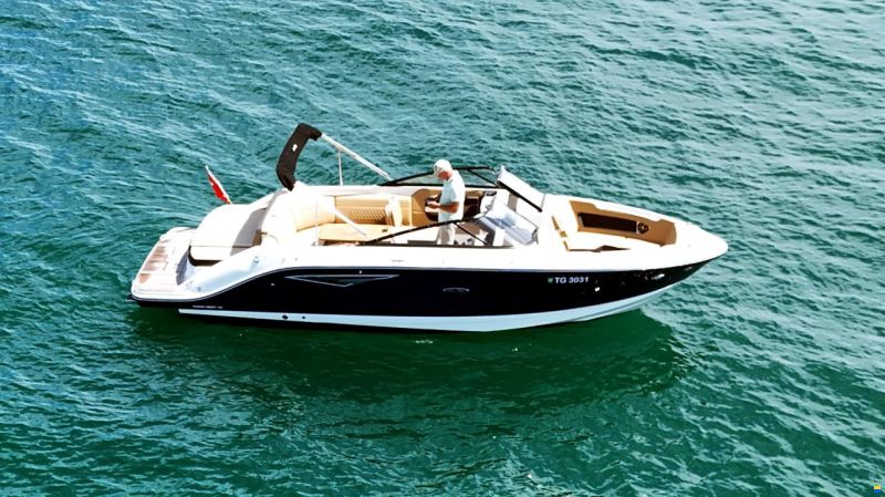Sea Ray 250 SLX
