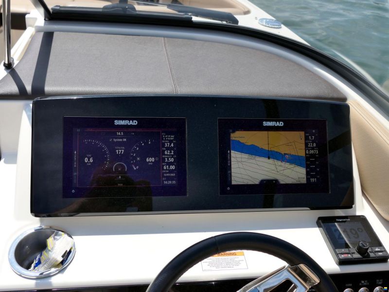 Sea Ray 250 SLX