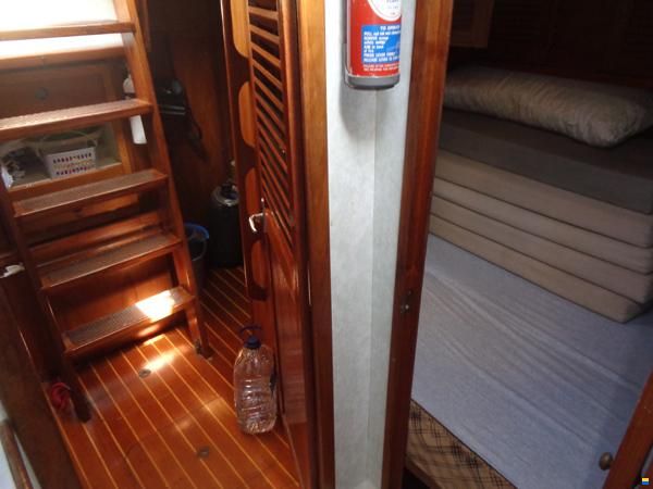 Oyster Marine 35 Extended