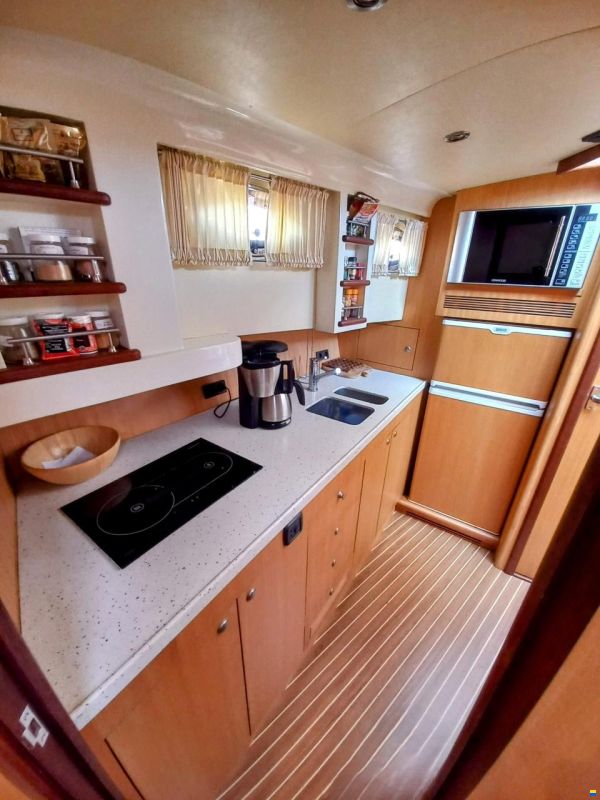 Tuna 40 Sportivo