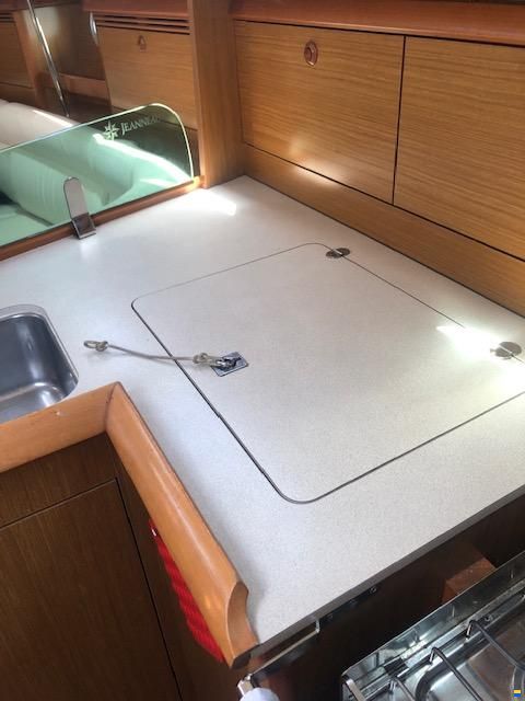 Jeanneau Sun Odyssey 37 Legend