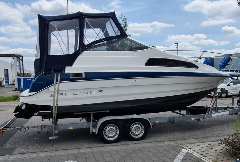 Bayliner 2255 KAJÜTBOOT