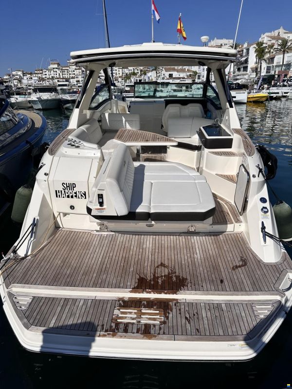 Sea Ray 320 Sundancer
