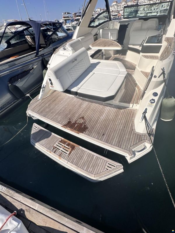 Sea Ray 320 Sundancer