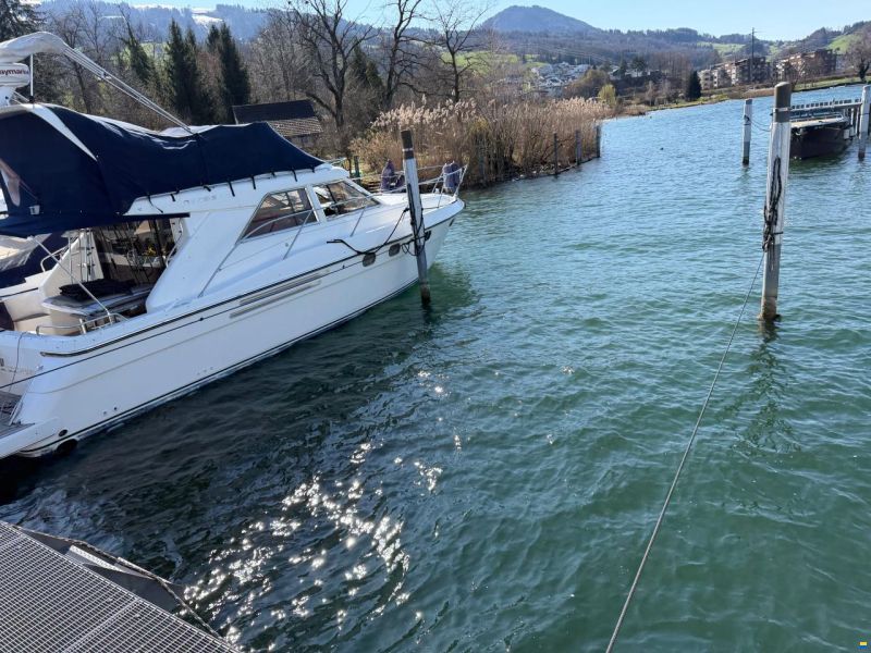 Motoryacht Liegeplatz