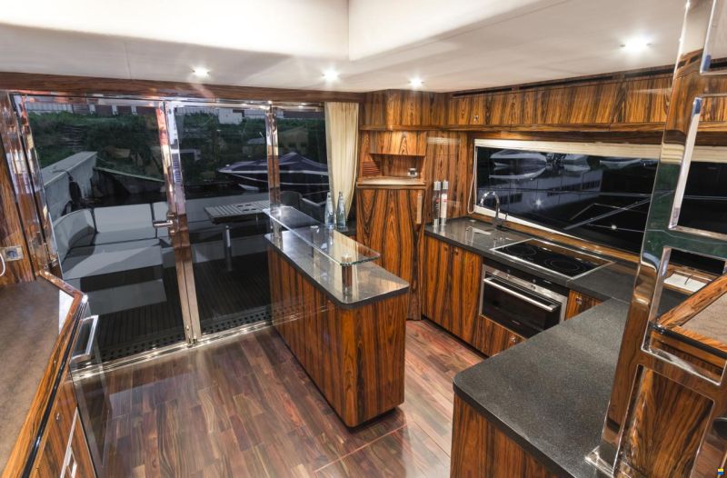 Galeon 550 Fly