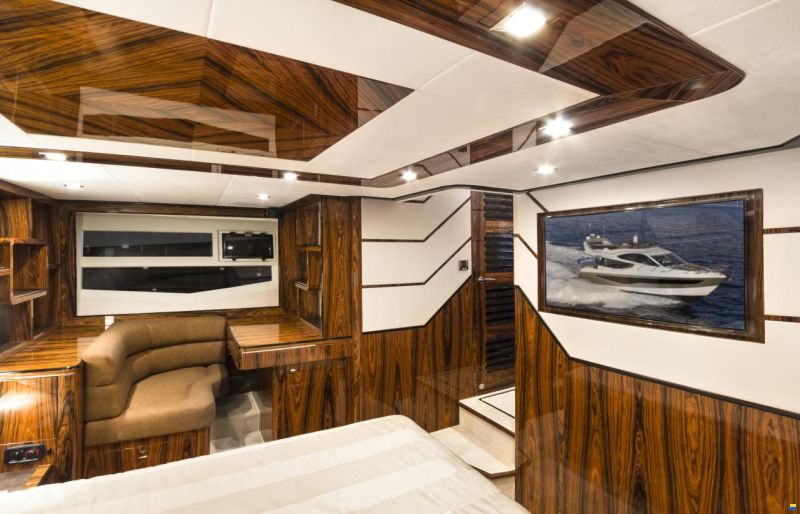 Galeon 550 Fly