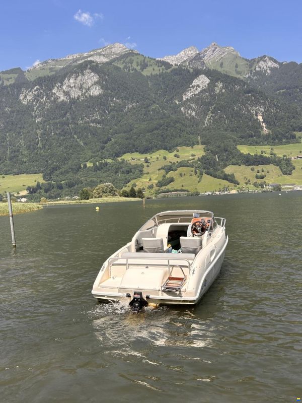 Rio 550 Day Cruiser
