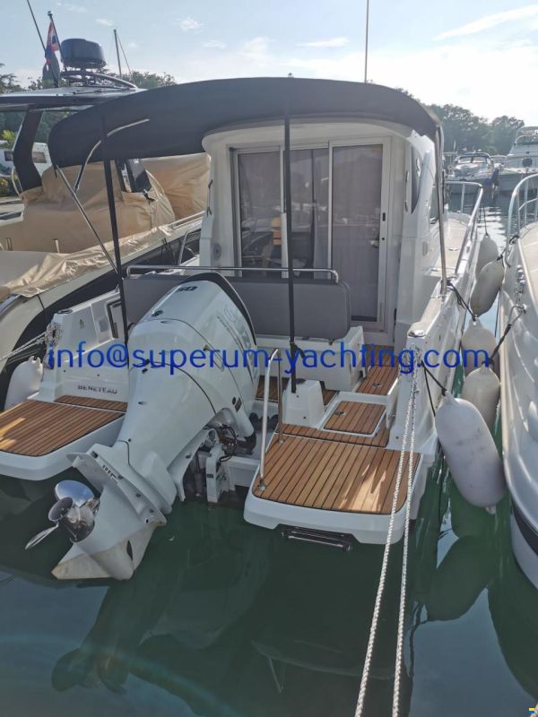 Beneteau Antares 8