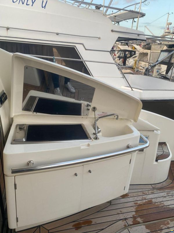 Azimut Atlantis 50