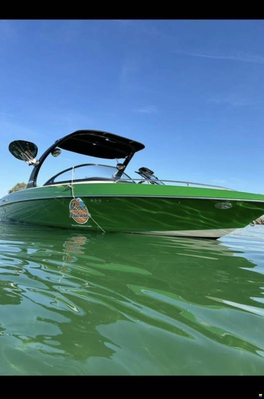 Malibu Wakesetter 23 LSV