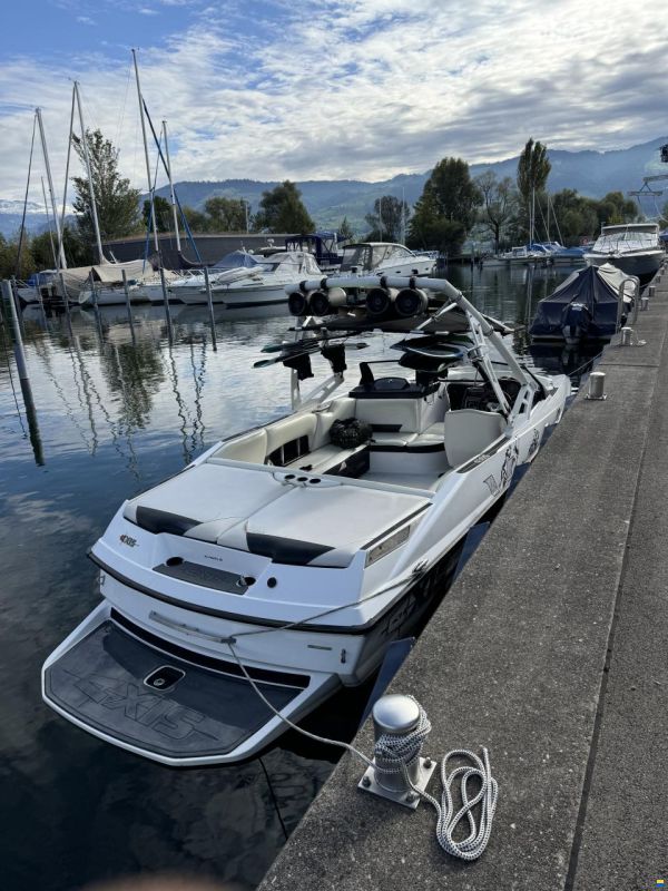 Malibu AXIS A22