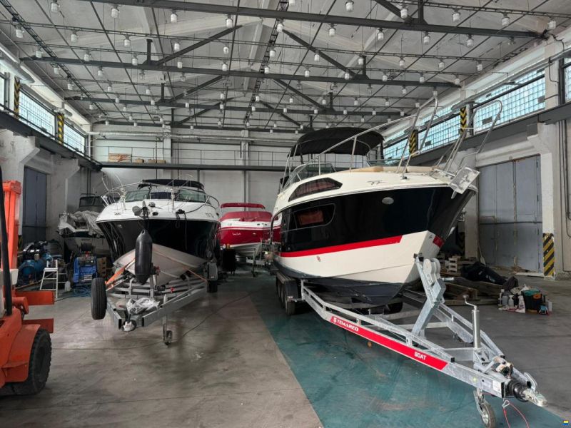 Bayliner 855
