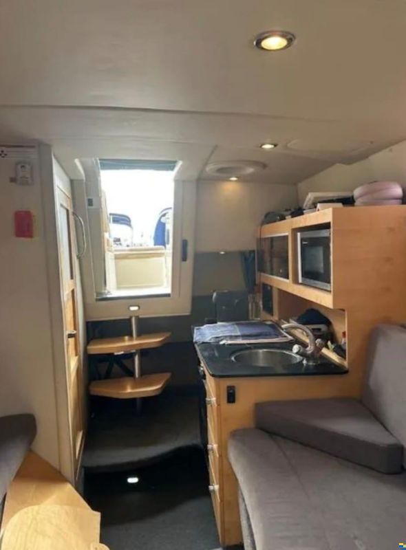 Bayliner 855