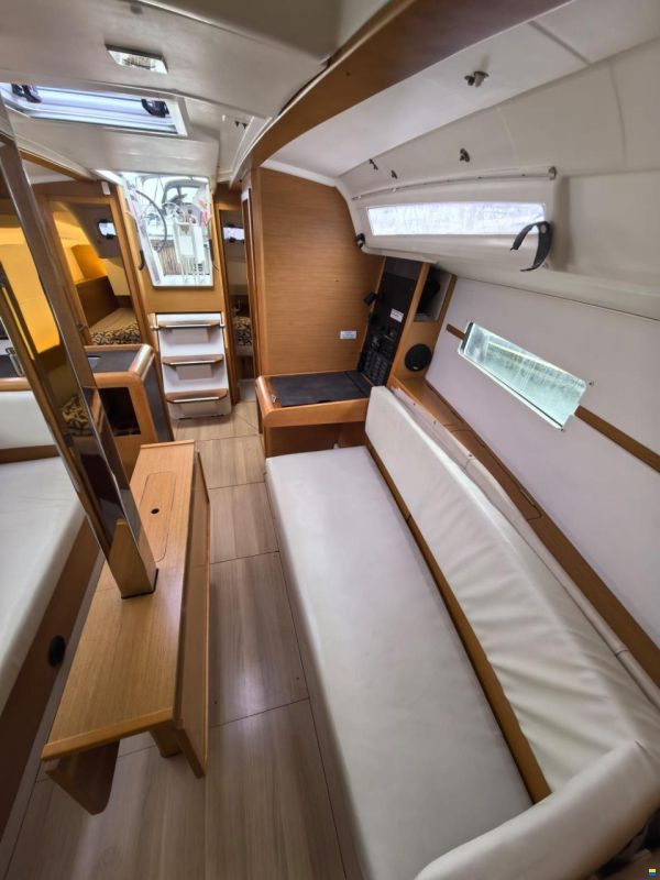 Jeanneau Sun Odyssey 349