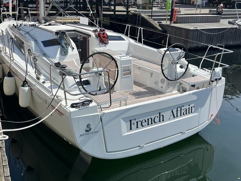 Beneteau Oceanis 37.1