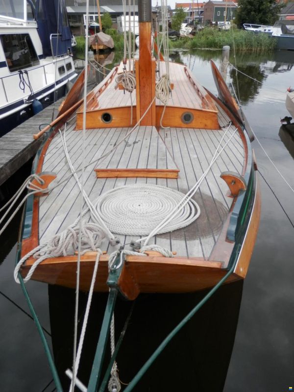 Van Der Meulen Kajuitzeilschouw 800