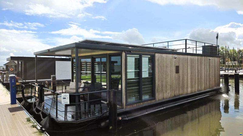 Koopligplaats Sneekermeer Met Apart Te K
