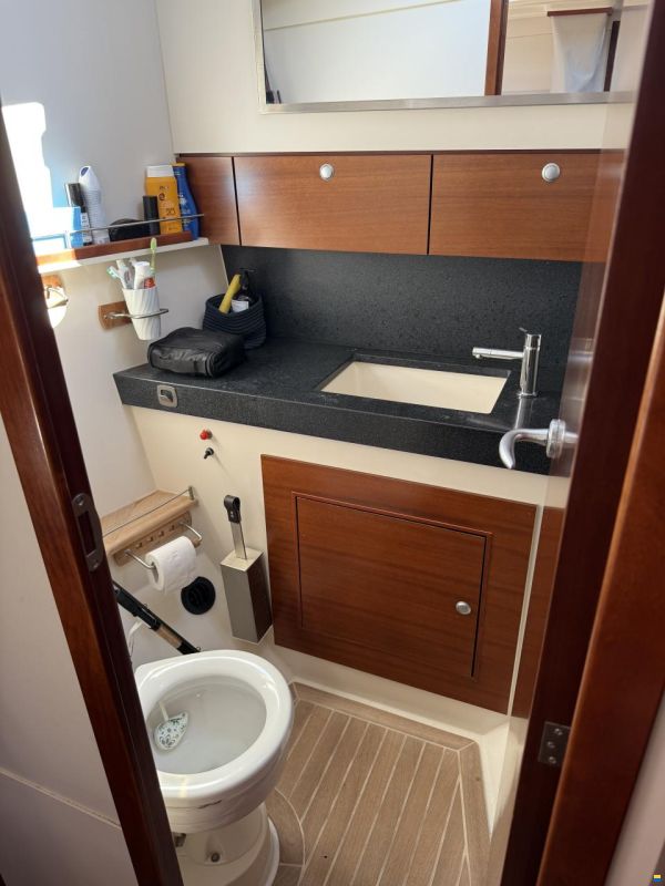 Hanse 470E