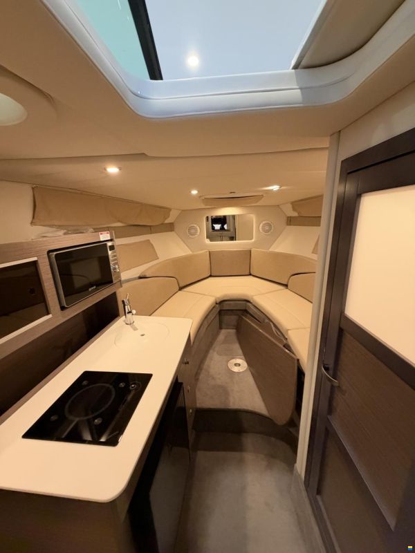 Bayliner Ciera 8