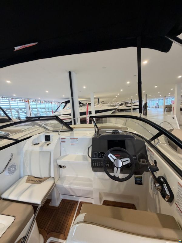 Bayliner 742 R