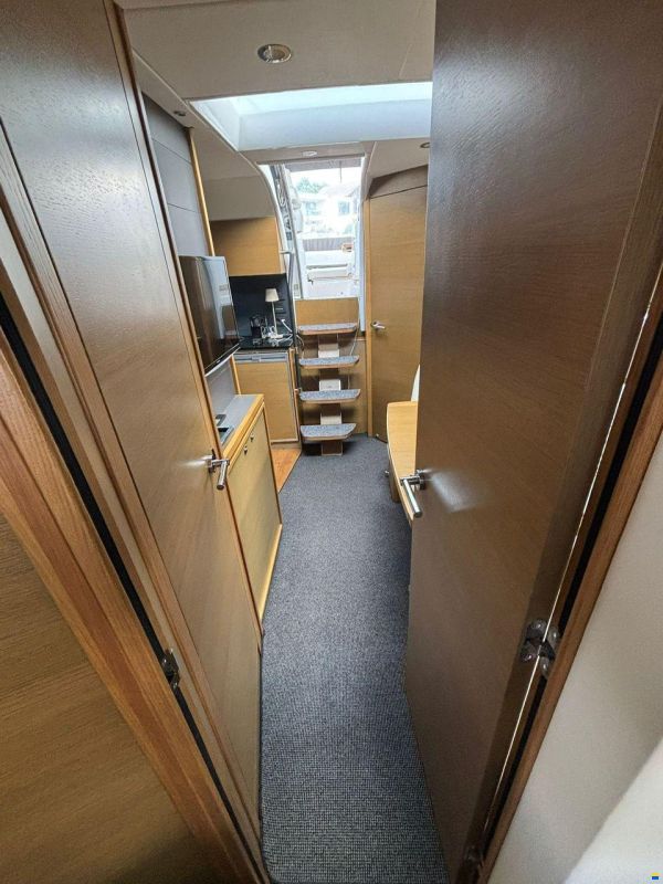 Princess V39