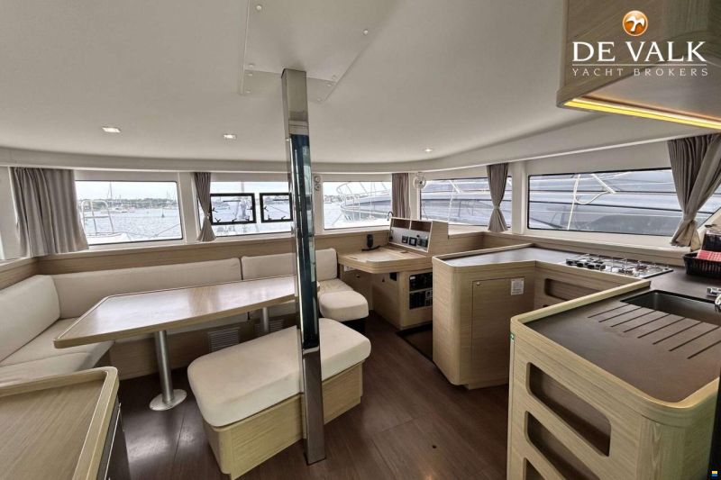 Lagoon 42