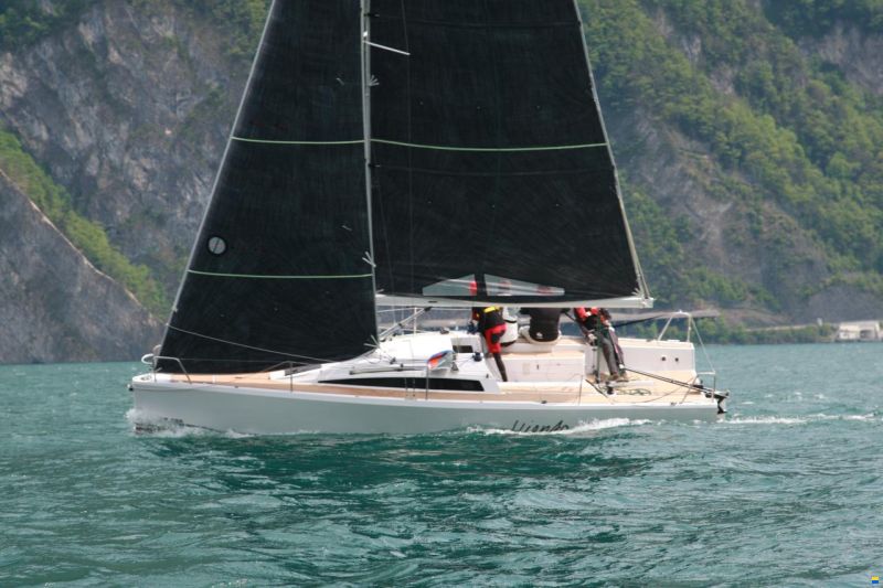Saphire 27