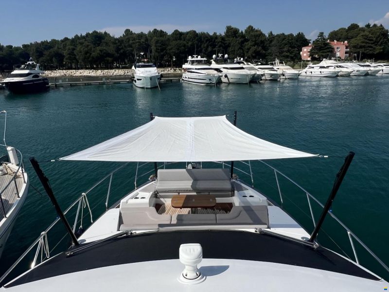 Azimut 60 fly