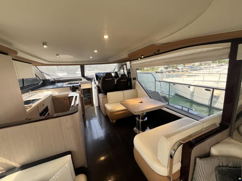 Azimut 60 fly