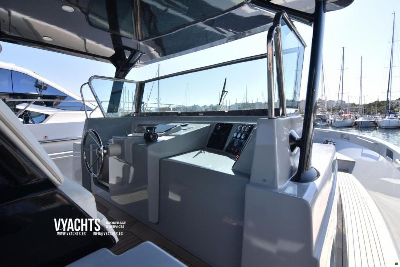 Custom Built Motor Yacht Center Console