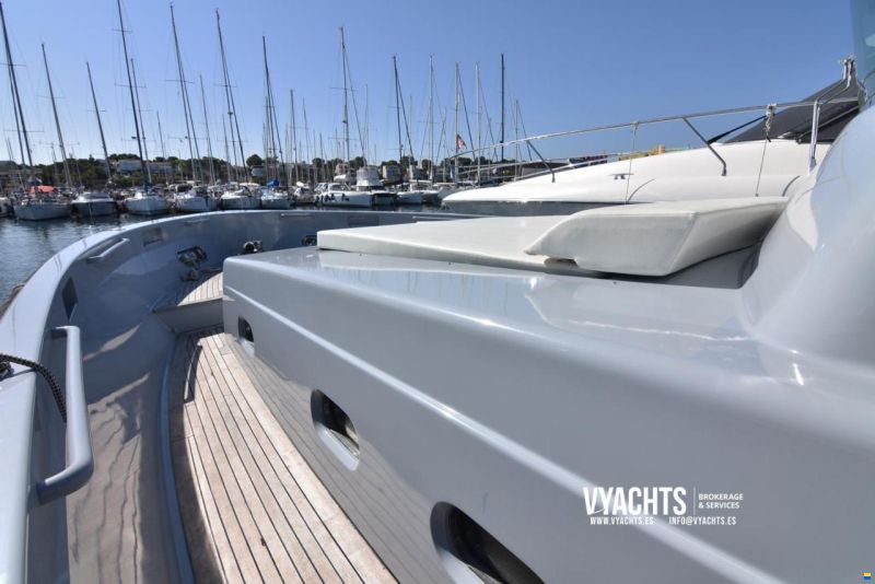 Custom Built Motor Yacht Center Console