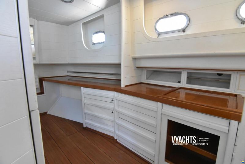 Custom Built Motor Yacht Center Console