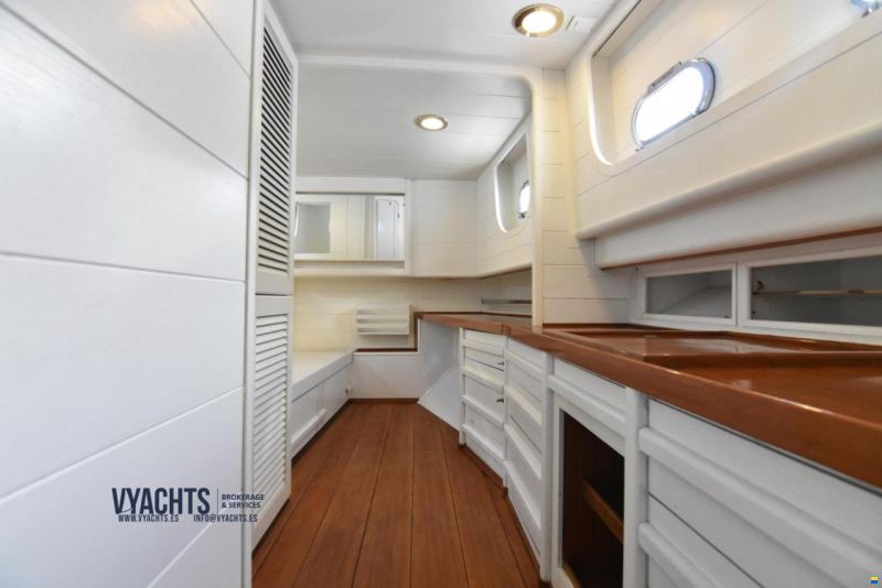 Custom Built Motor Yacht Center Console