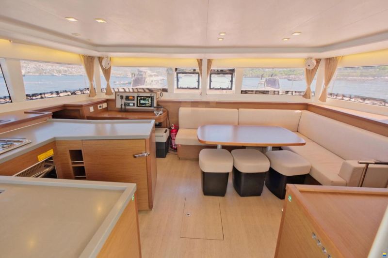 Lagoon 450F