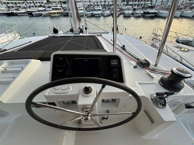 Lagoon 450F