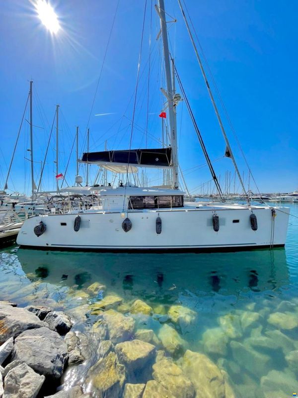 Lagoon 450F