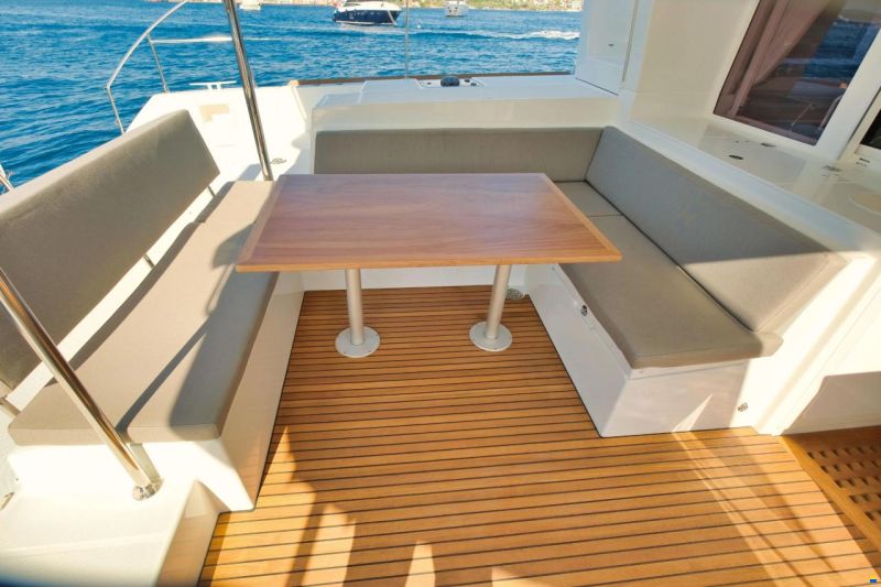 Lagoon 450F