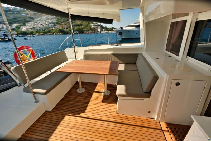 Lagoon 450F