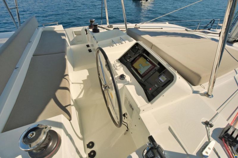 Lagoon 450F