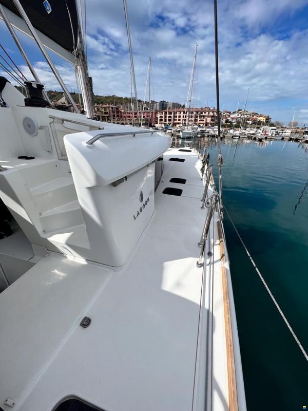 Lagoon 450F