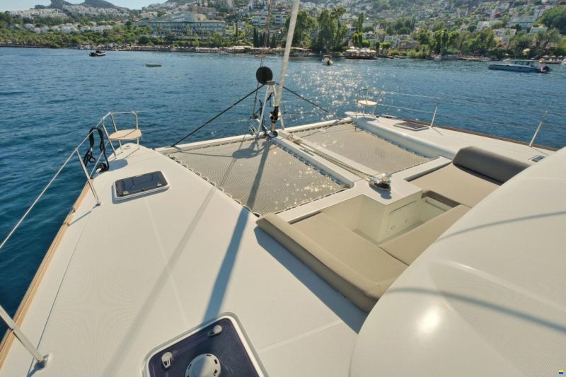 Lagoon 450F