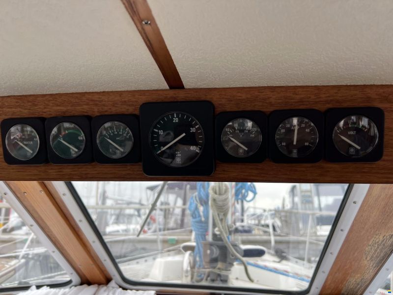 Nauticat 32
