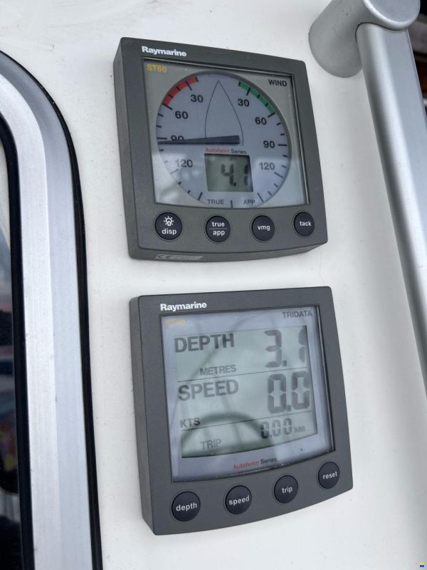 Nauticat 32