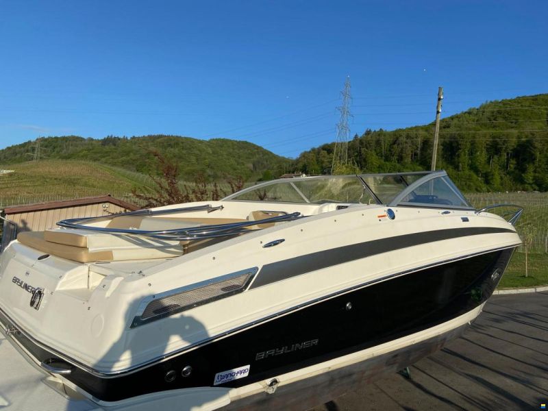 Bayliner 742cu