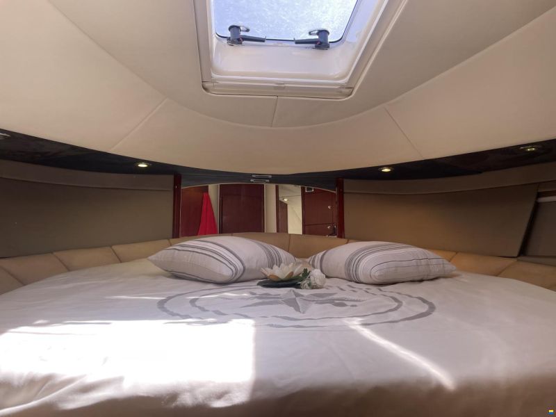 Fairline Squadron 52