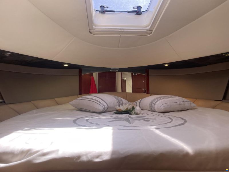 Fairline Squadron 52